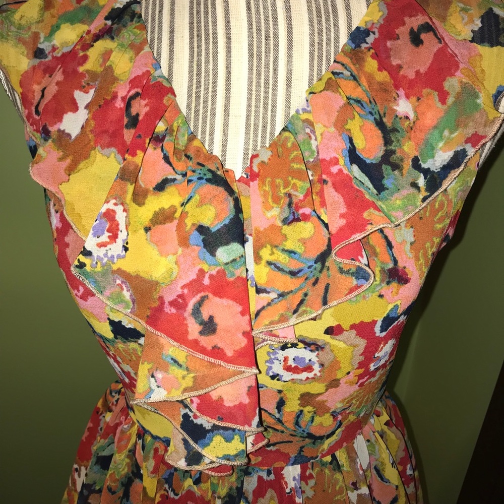 FLORAL RUFFLE DRESS - Picture 2 of 4